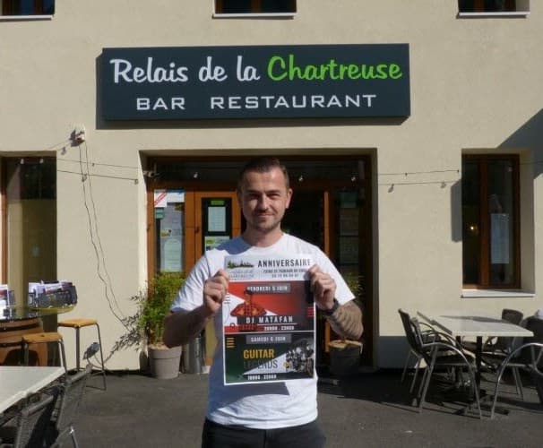 Andrey Gronsky a repris la gestion du Relais de la Chartreuse depuis un an - Le Dauphiné Libéré